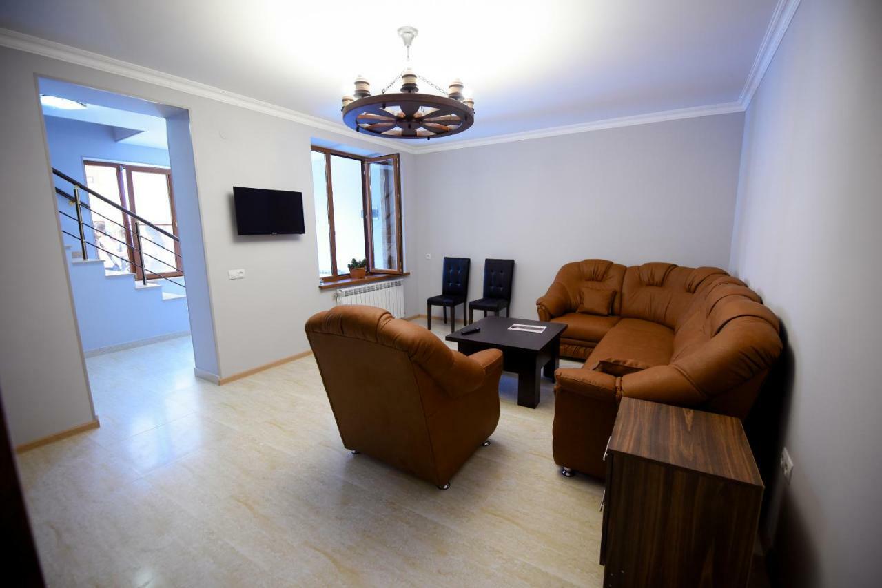 Royal Palace Hotel Vanadzor Extérieur photo