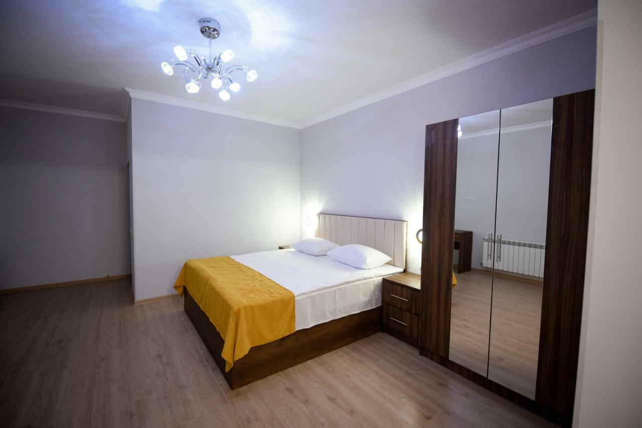 Royal Palace Hotel Vanadzor Extérieur photo