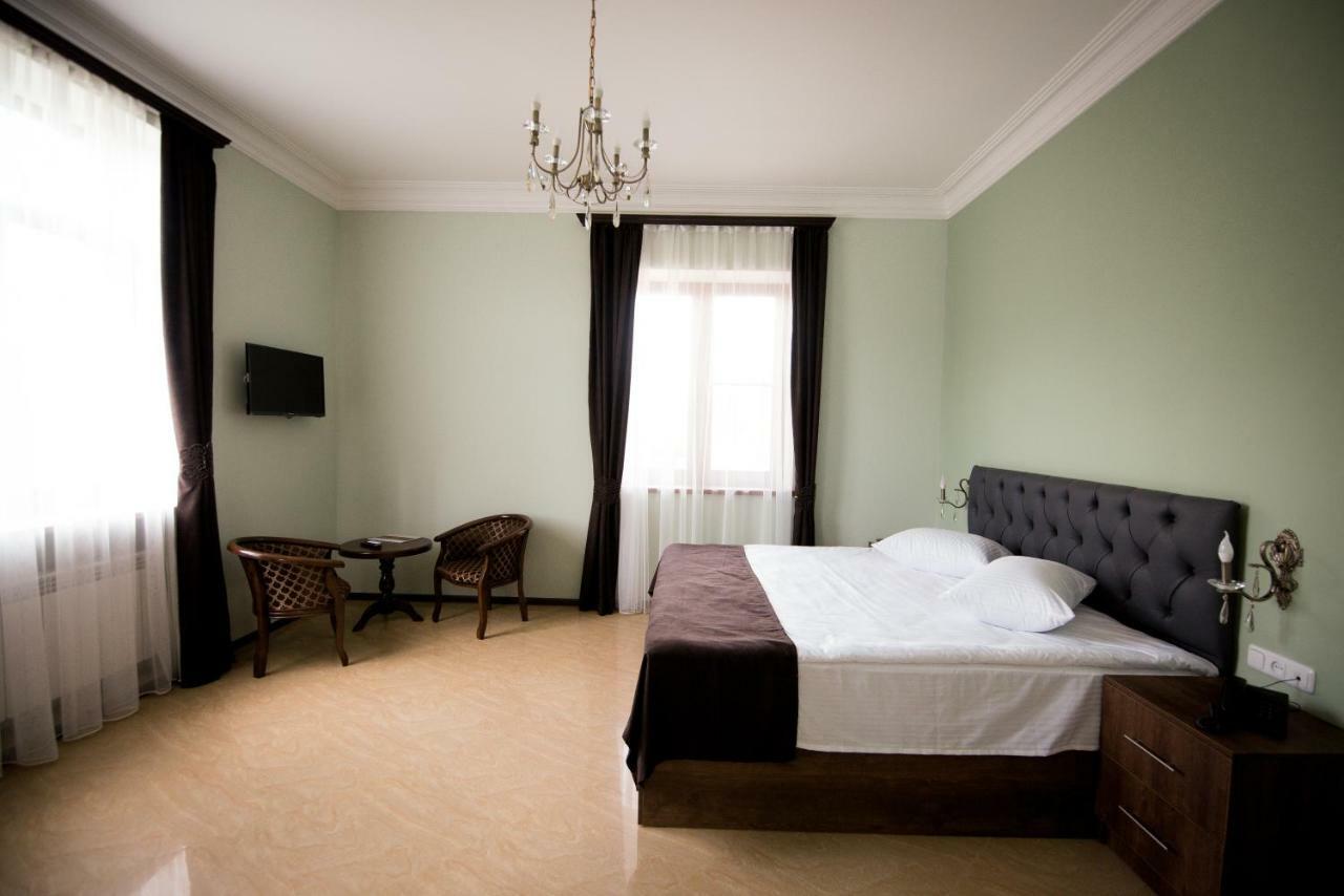 Royal Palace Hotel Vanadzor Extérieur photo
