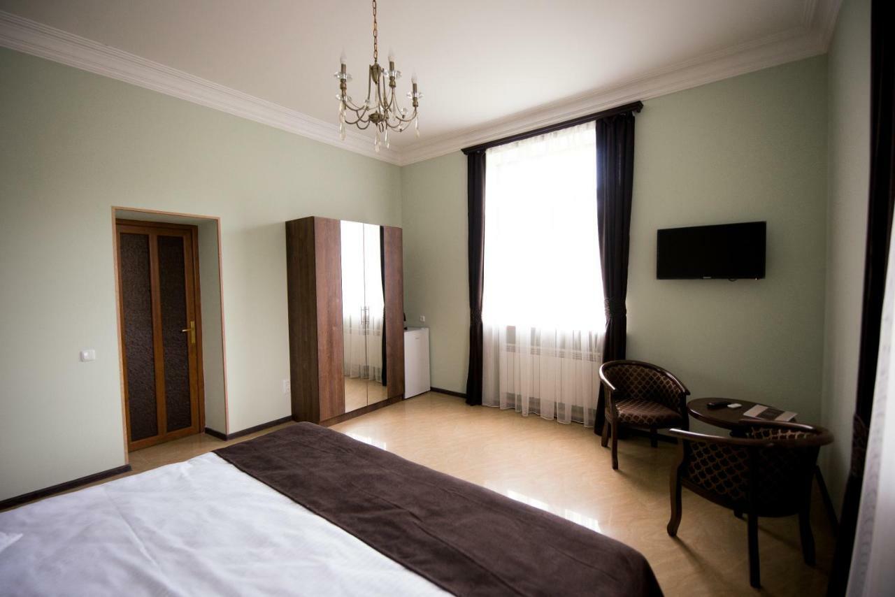 Royal Palace Hotel Vanadzor Extérieur photo