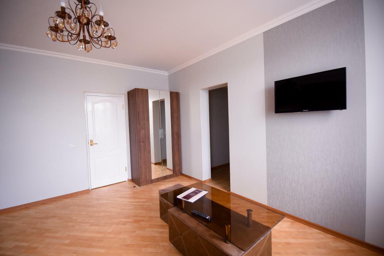 Royal Palace Hotel Vanadzor Extérieur photo