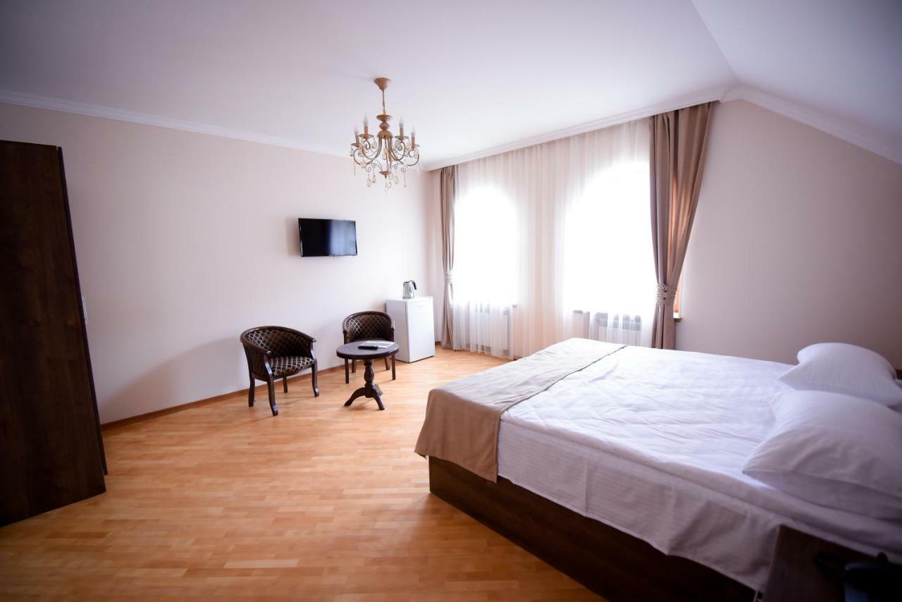 Royal Palace Hotel Vanadzor Extérieur photo