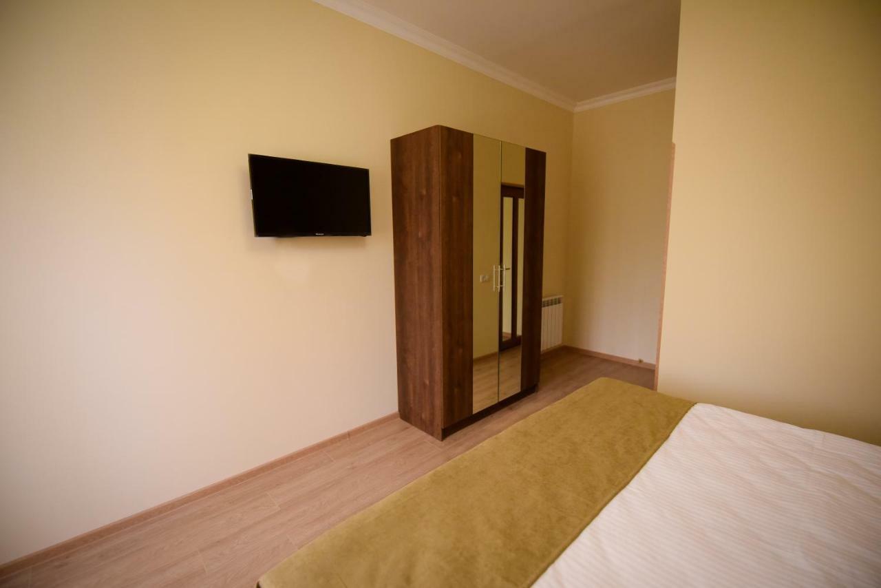 Royal Palace Hotel Vanadzor Extérieur photo