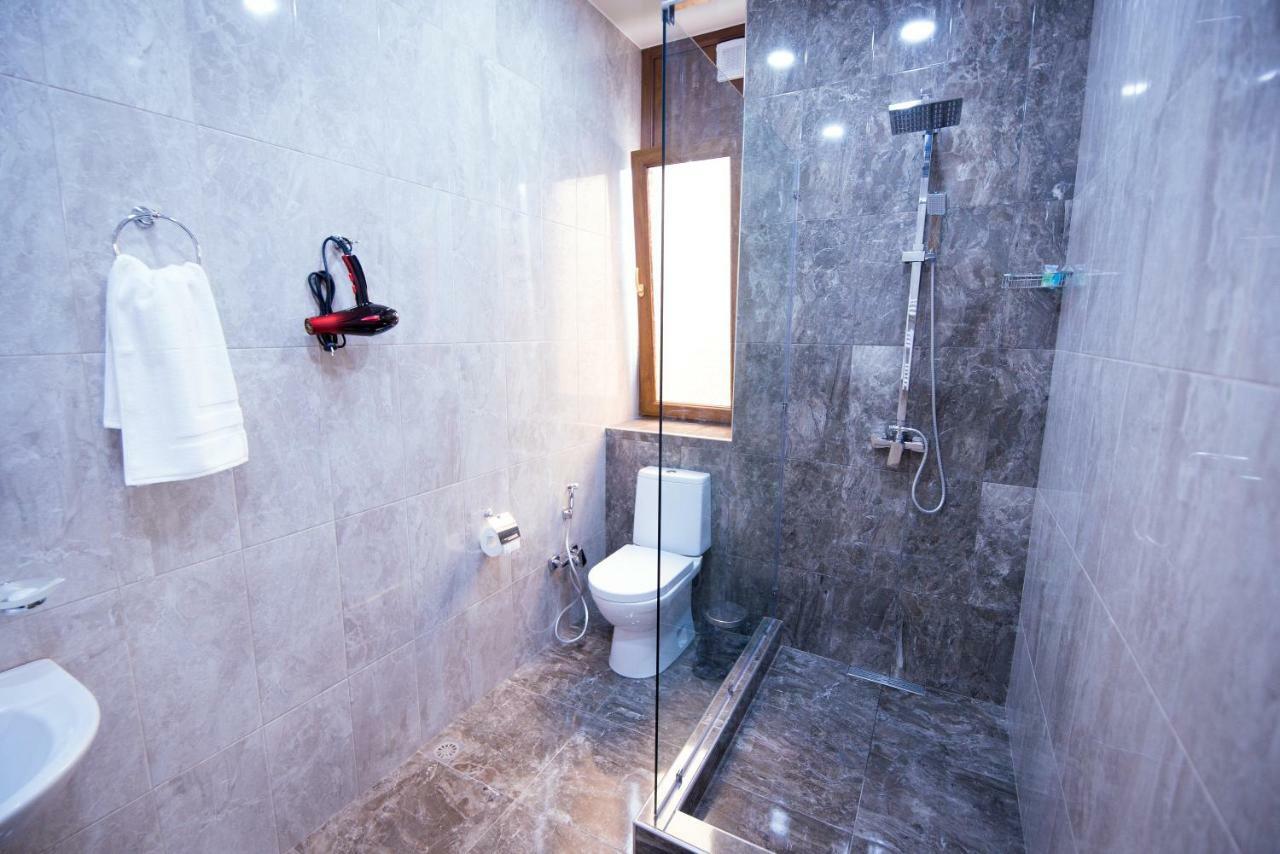 Royal Palace Hotel Vanadzor Extérieur photo