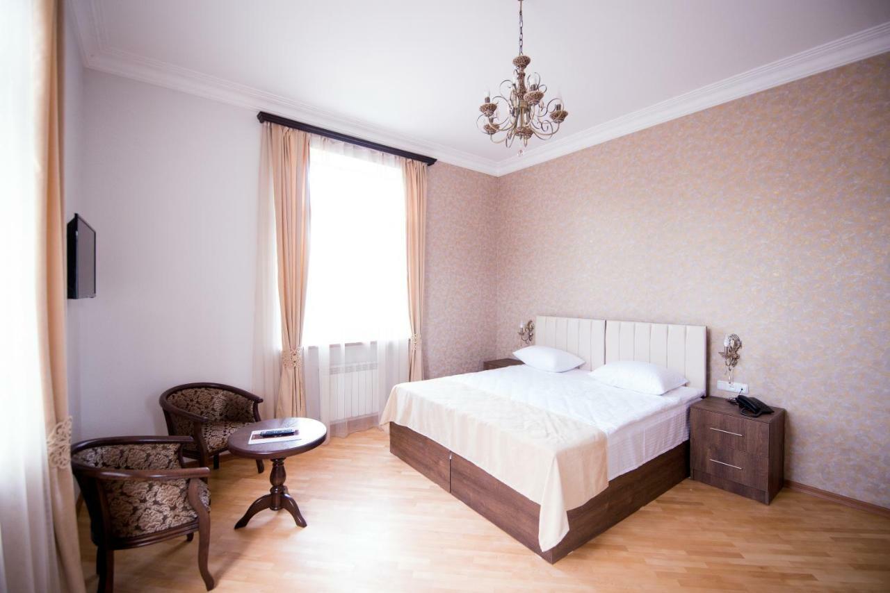 Royal Palace Hotel Vanadzor Extérieur photo