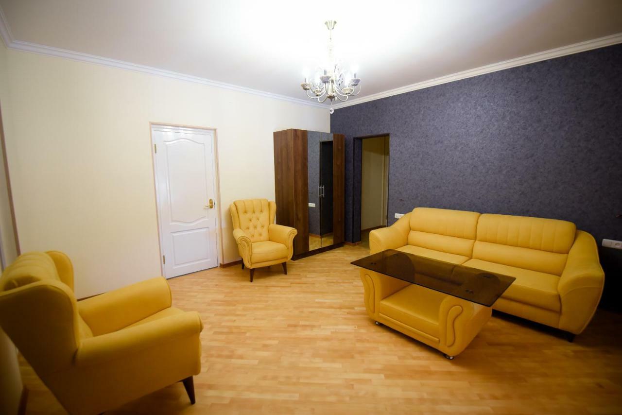 Royal Palace Hotel Vanadzor Extérieur photo