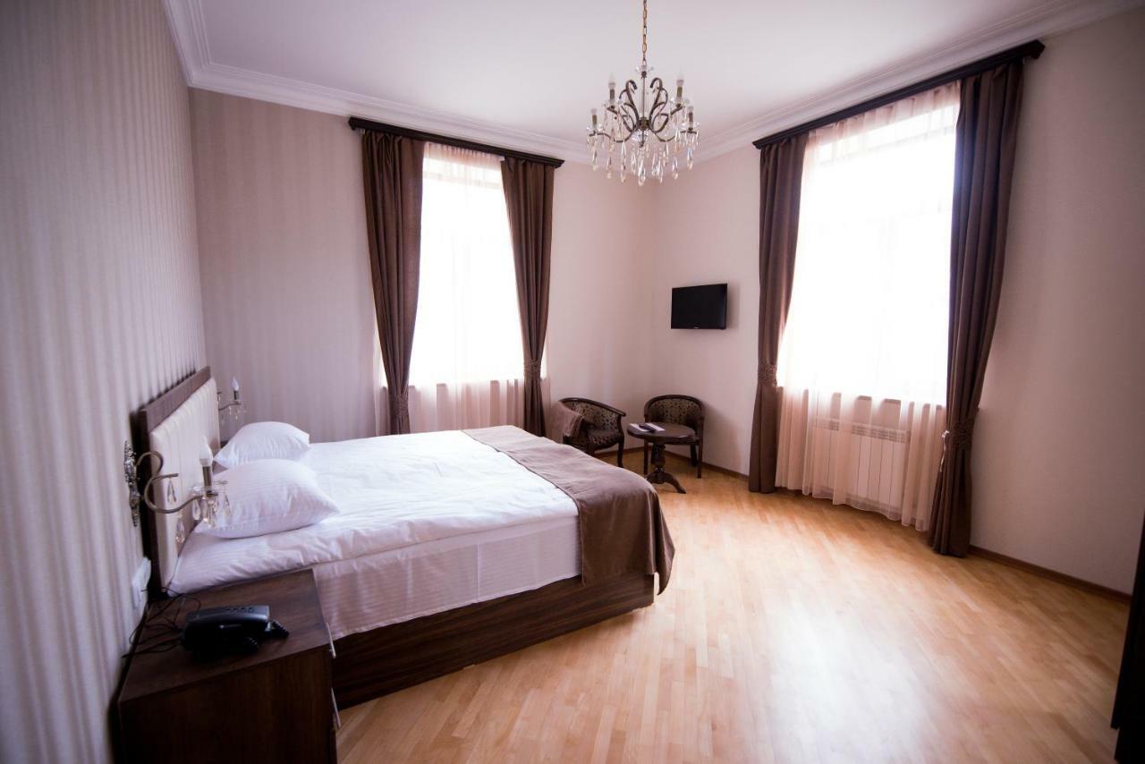 Royal Palace Hotel Vanadzor Extérieur photo